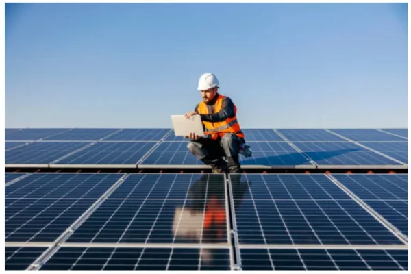 Maximising Solar Efficiency in South Africa: The Impact of Luxpower Inverter Integration in Residential Energy Systems