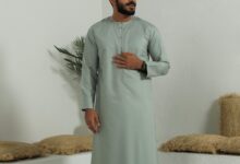 The Elegance and Versatility of Emirati Thobes
